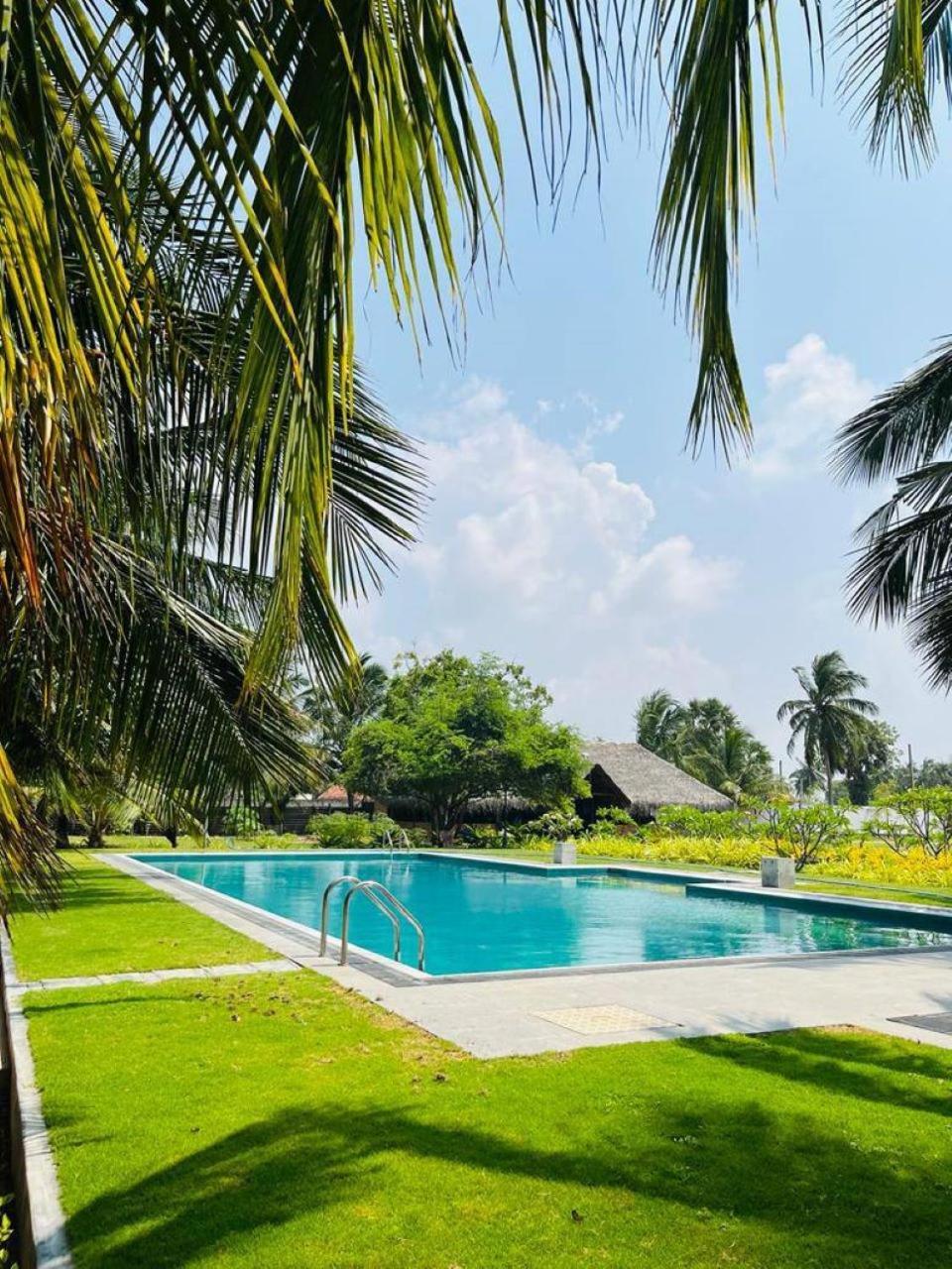 Nn Beach Resort & Spa Nilaveli Luaran gambar