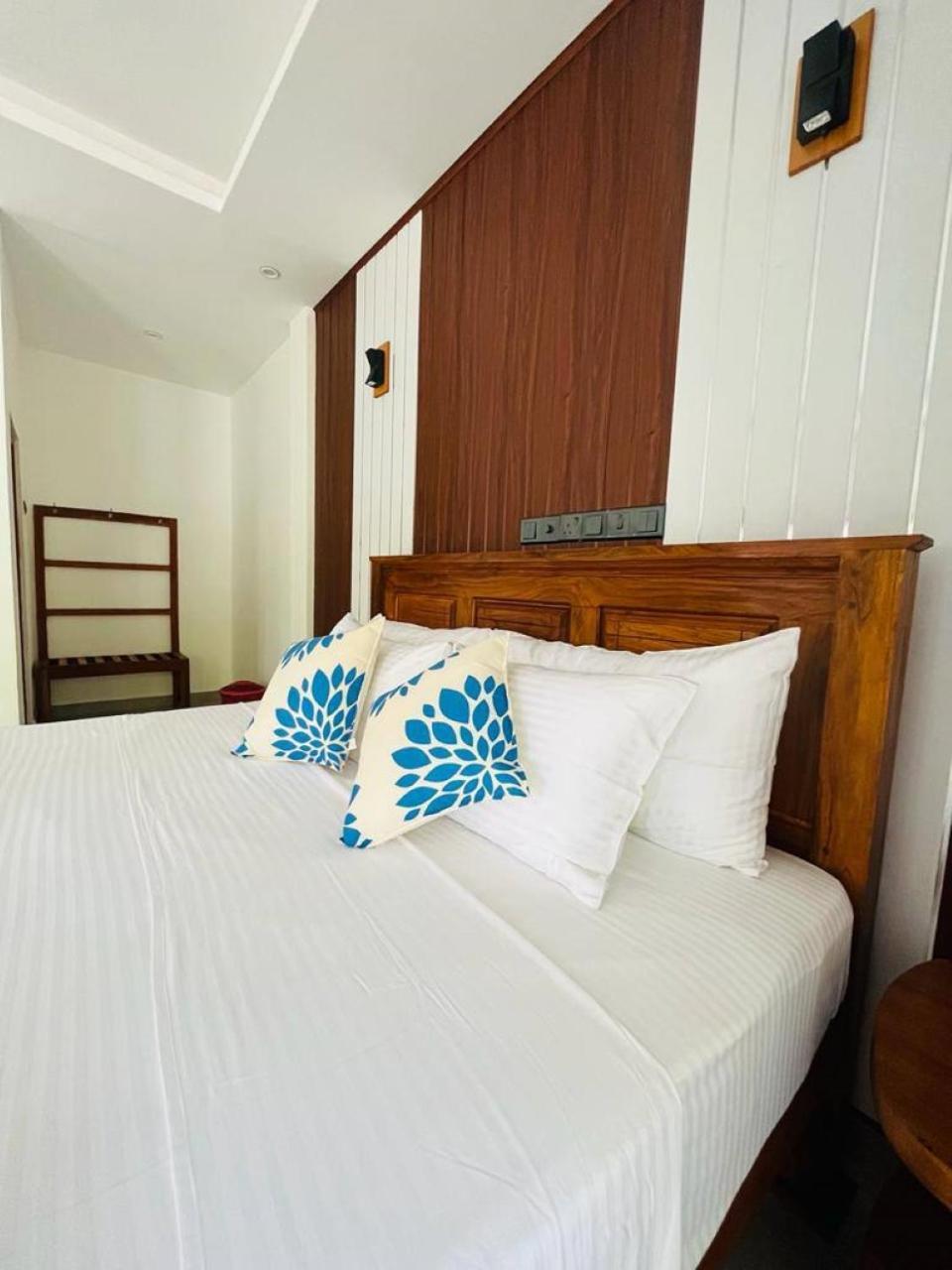 Nn Beach Resort & Spa Nilaveli Luaran gambar