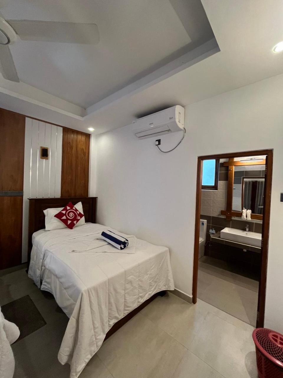 Nn Beach Resort & Spa Nilaveli Luaran gambar
