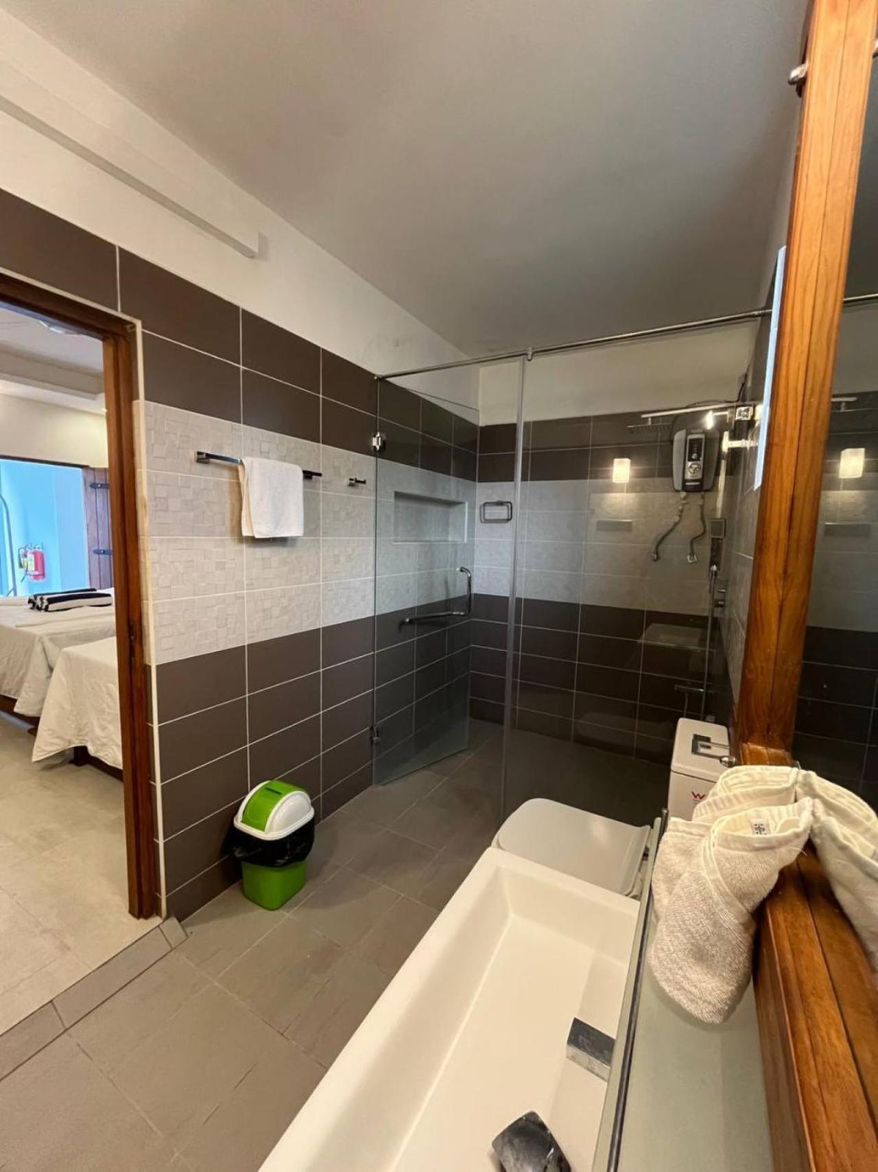 Nn Beach Resort & Spa Nilaveli Luaran gambar