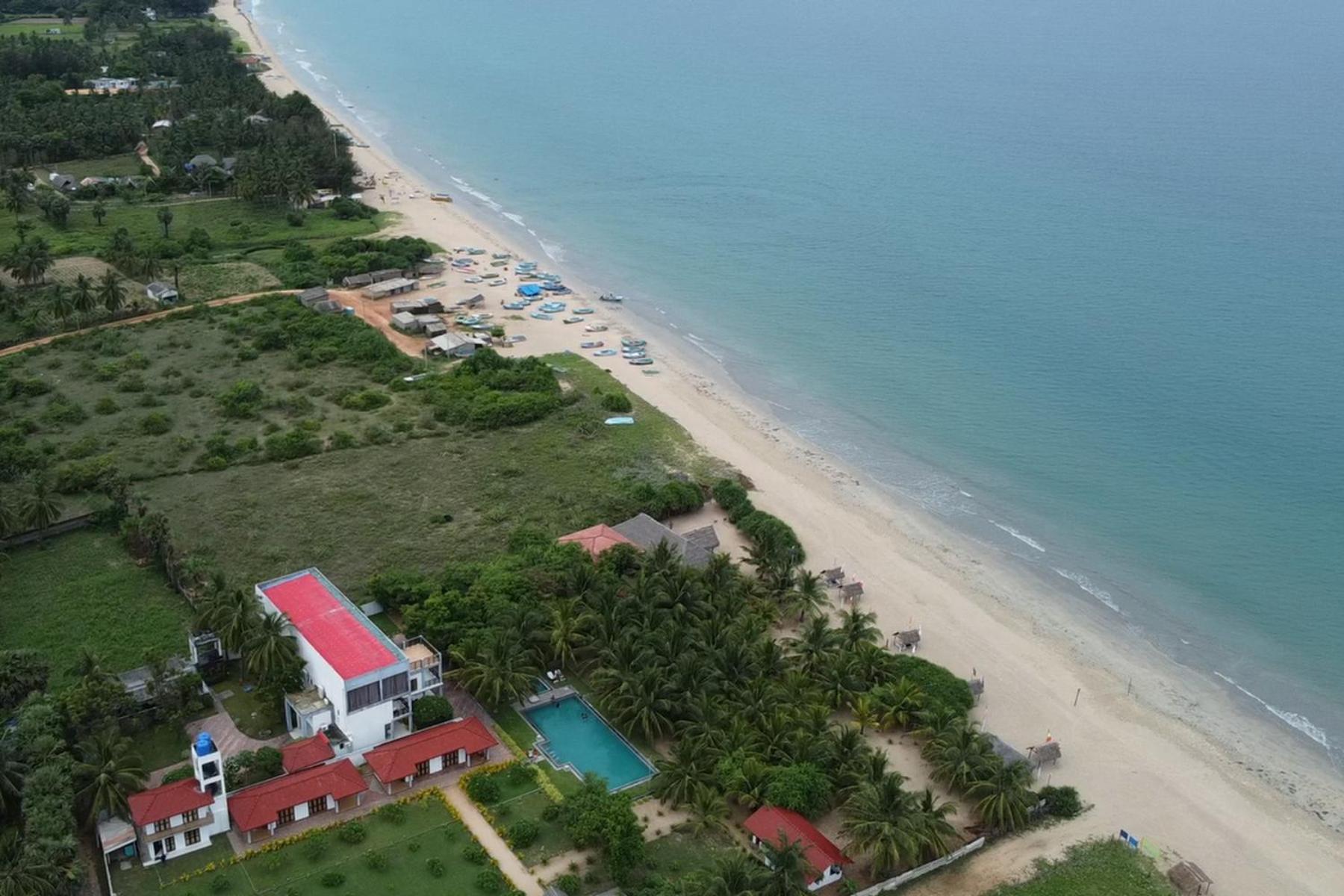 Nn Beach Resort & Spa Nilaveli Luaran gambar